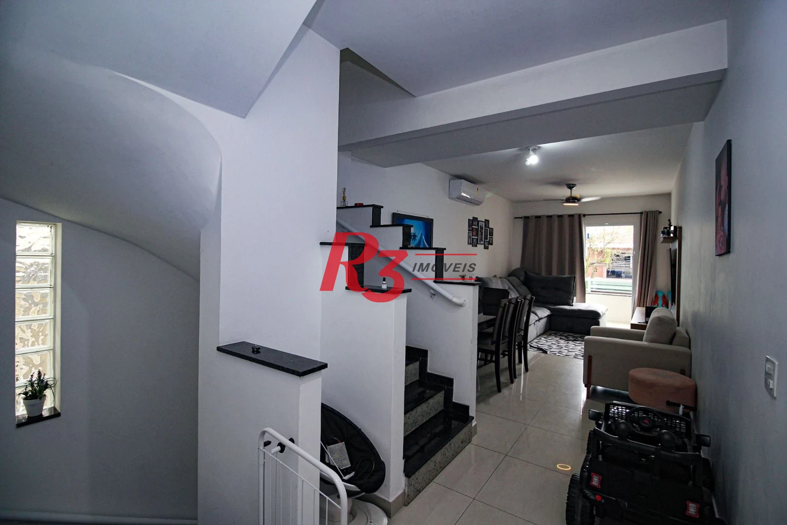 Casa com 3 dormitórios à venda, 165 m² por R$ 1.250.000,00 - Aparecida - Santos/SP