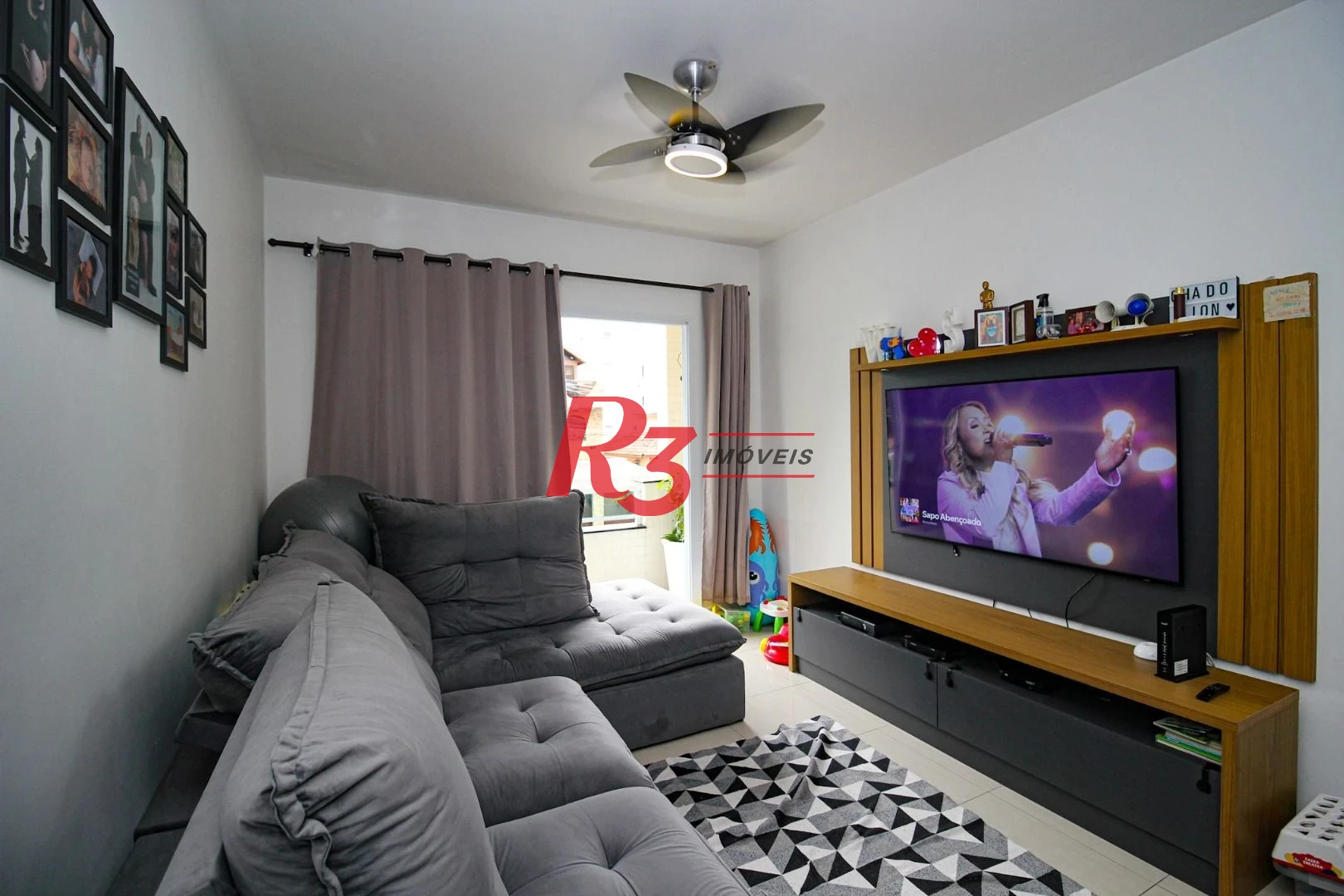 Casa com 3 dormitórios à venda, 165 m² por R$ 1.250.000,00 - Aparecida - Santos/SP