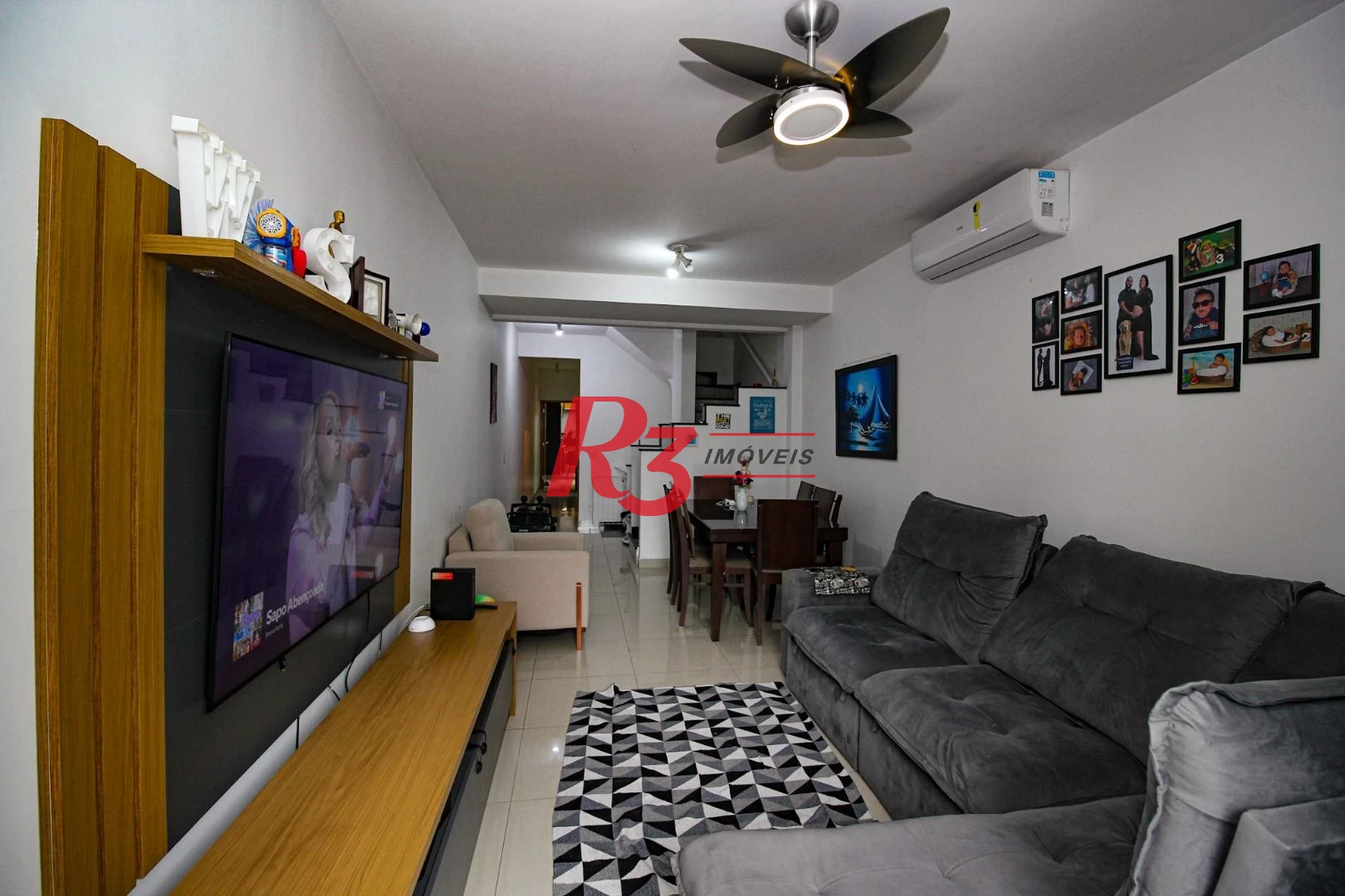 Casa com 3 dormitórios à venda, 165 m² por R$ 1.250.000,00 - Aparecida - Santos/SP