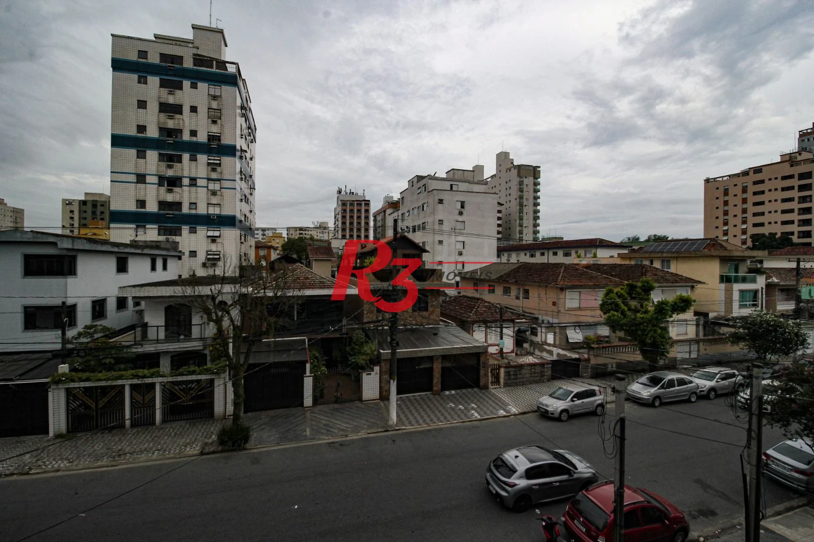 Casa com 3 dormitórios à venda, 165 m² por R$ 1.250.000,00 - Aparecida - Santos/SP