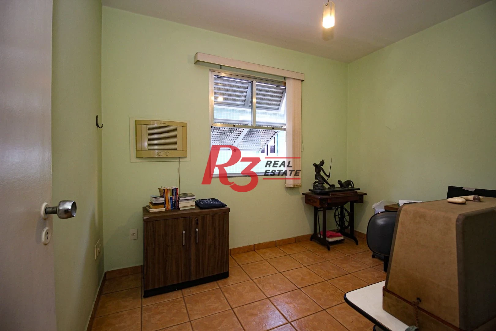 Apartamento à venda, 60 m² por R$ 395.000,00 - Gonzaga - Santos/SP