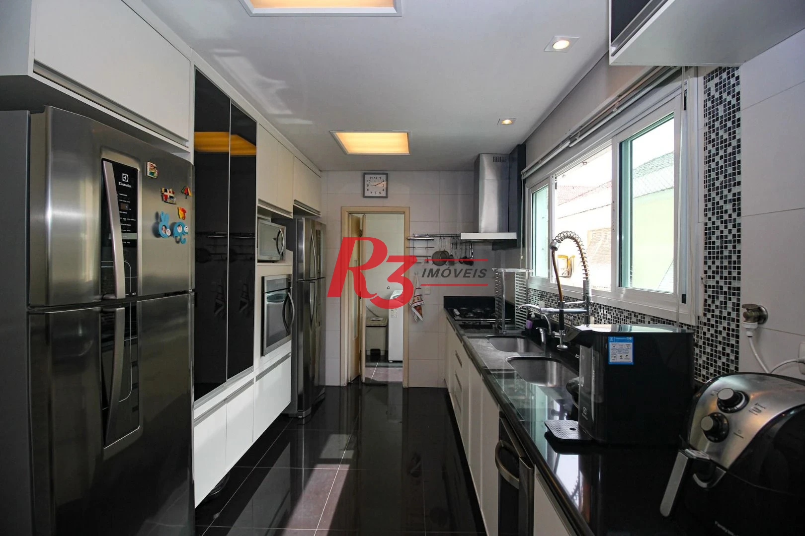 Casa à venda, 240 m² por R$ 2.600.000,00 - Ponta da Praia - Santos/SP