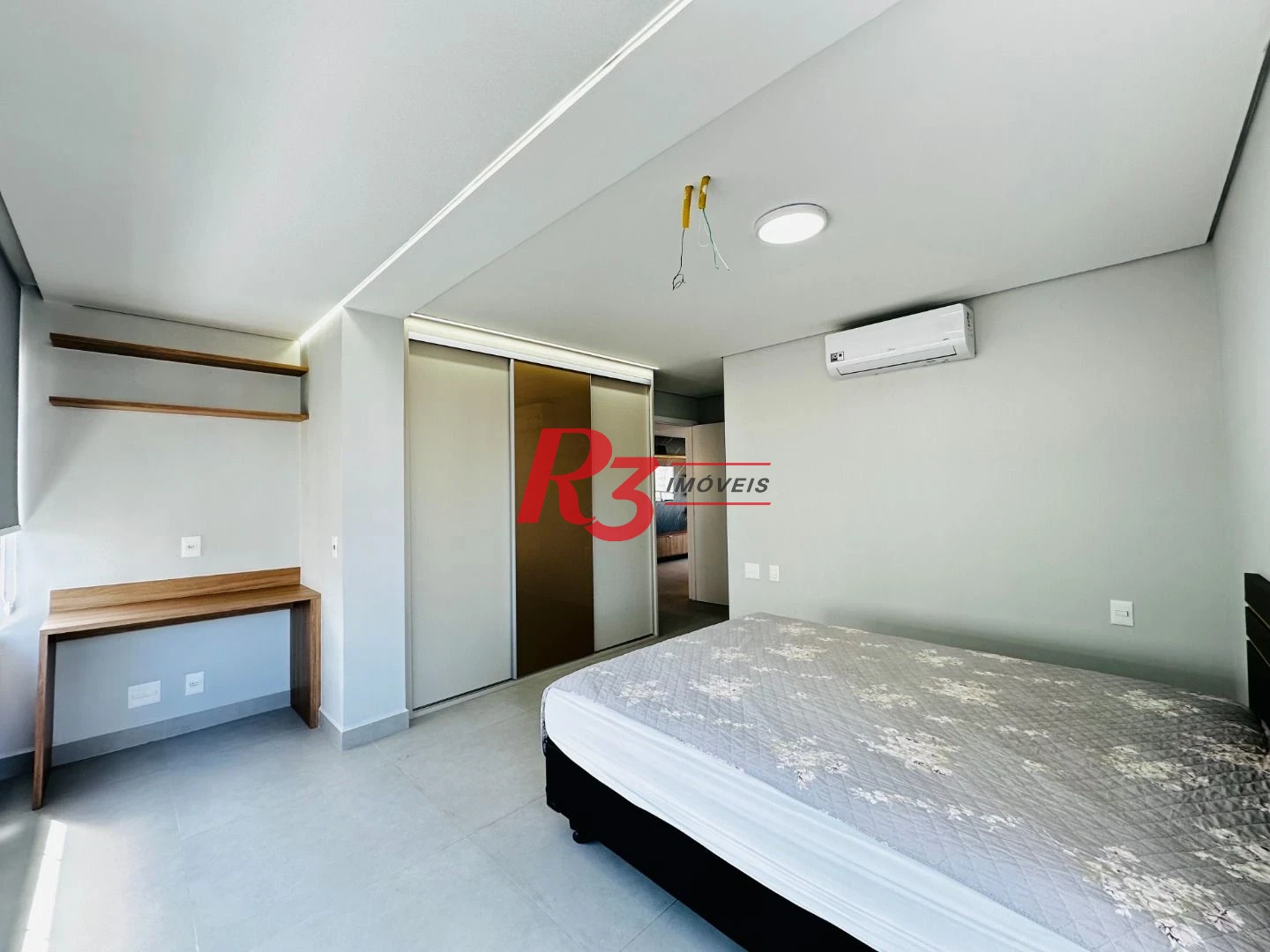 Apartamento com 3 dormitórios à venda, 116 m² por R$ 1.870.000,00 - Ponta da Praia - Santos/SP