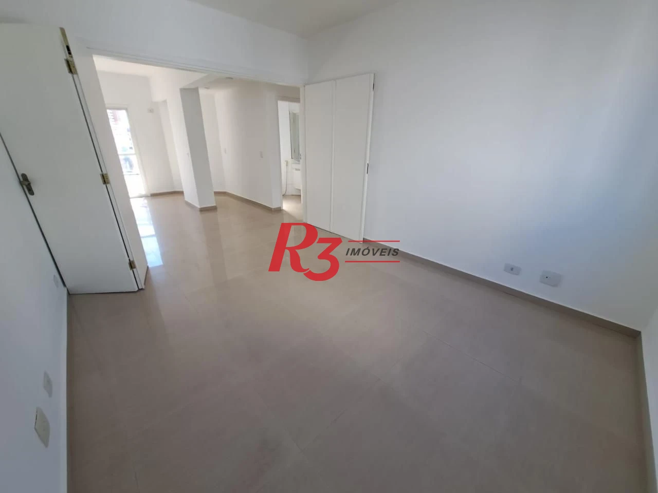 Cobertura com 3 dormitórios à venda, 422 m² por R$ 1.385.000,00 - Ponta da Praia - Santos/SP