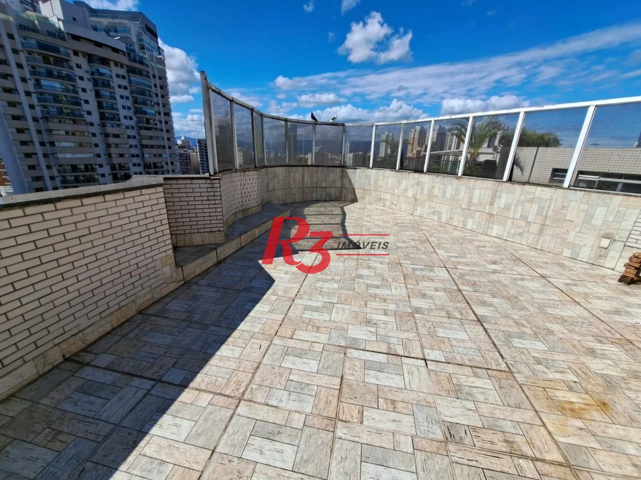Cobertura com 3 dormitórios à venda, 422 m² por R$ 1.385.000,00 - Ponta da Praia - Santos/SP