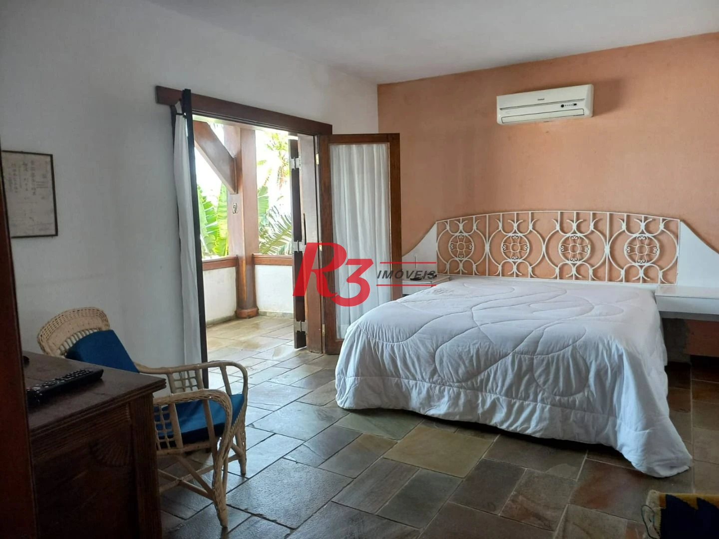 Casa com 5 dormitórios, 420 m² - venda por R$ 9.000.000,00 ou aluguel por R$ 28.000,00/mês - Enseada - Guarujá/SP