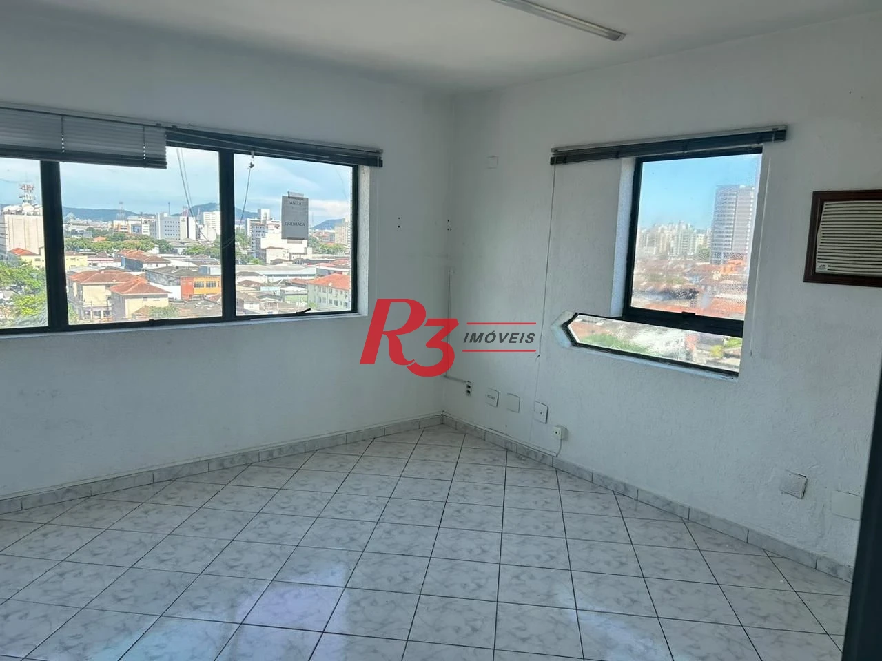 Sala para alugar, 113 m² por R$ 4.500,00/mês - Gonzaga - Santos/SP