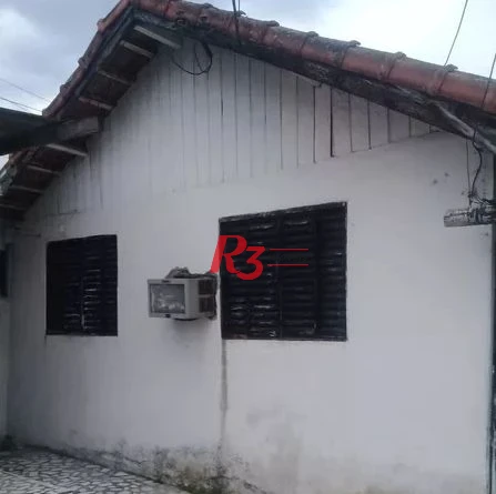 Casa com 3 dormitórios à venda, 189 m² por R$ 320.000,00 - Rádio Club - Santos/SP