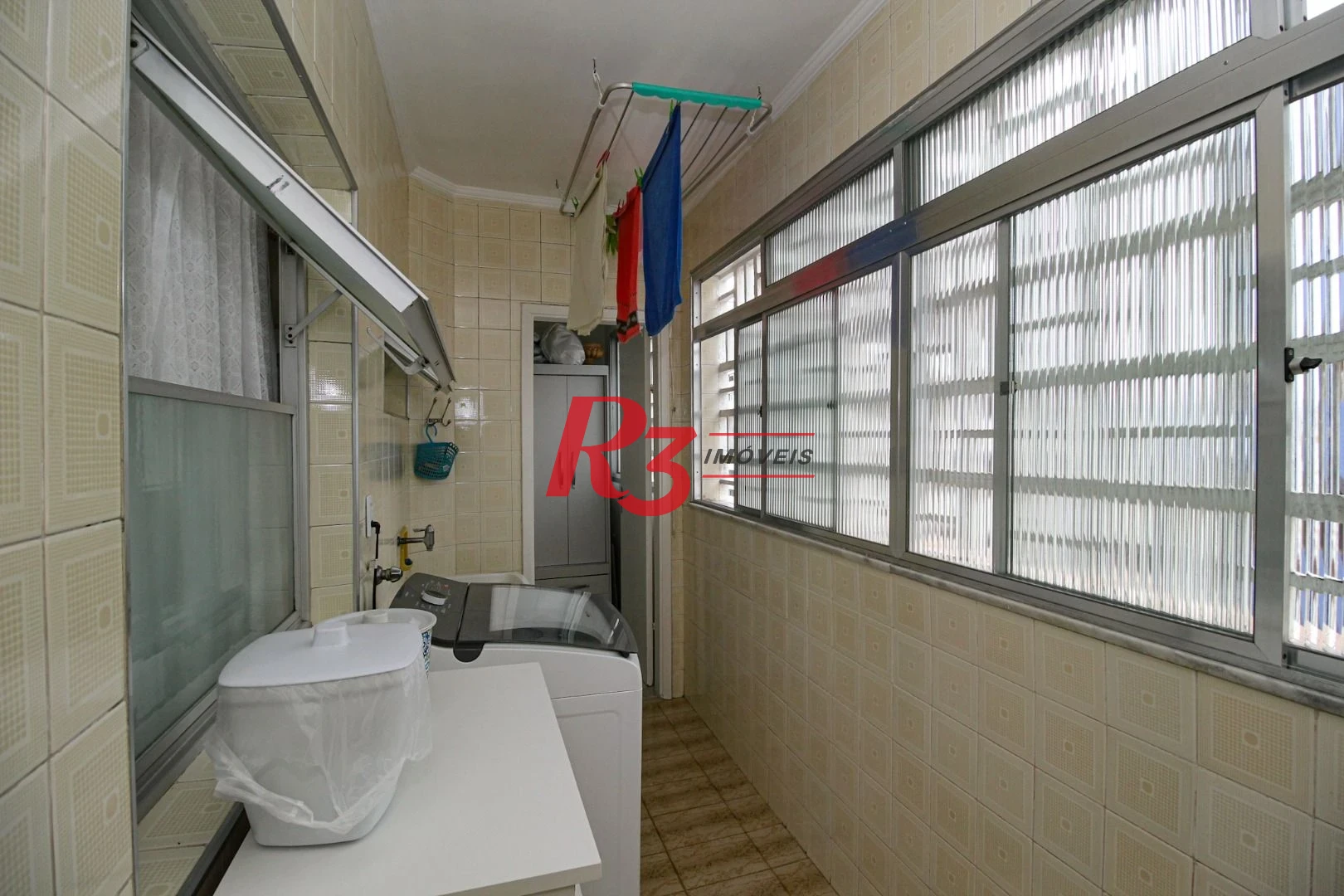 Apartamento com 2 dormitórios à venda, 92 m² por R$ 869.000,00 - Boqueirão - Santos/SP