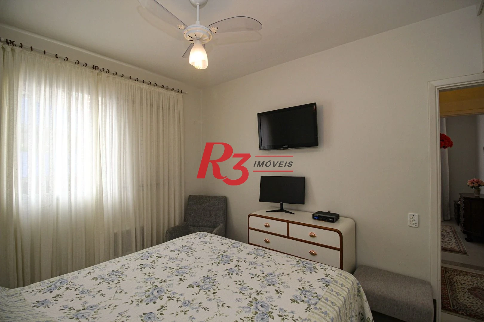 Apartamento com 2 dormitórios à venda, 92 m² por R$ 869.000,00 - Boqueirão - Santos/SP