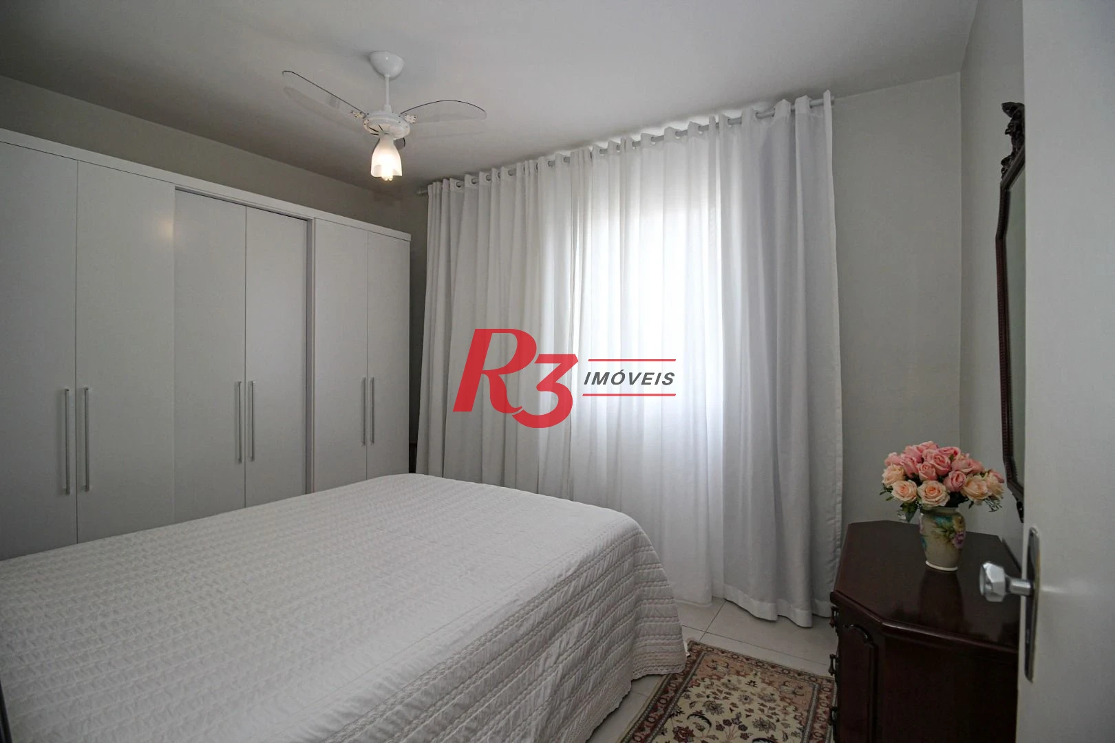 Apartamento com 2 dormitórios à venda, 92 m² por R$ 869.000,00 - Boqueirão - Santos/SP