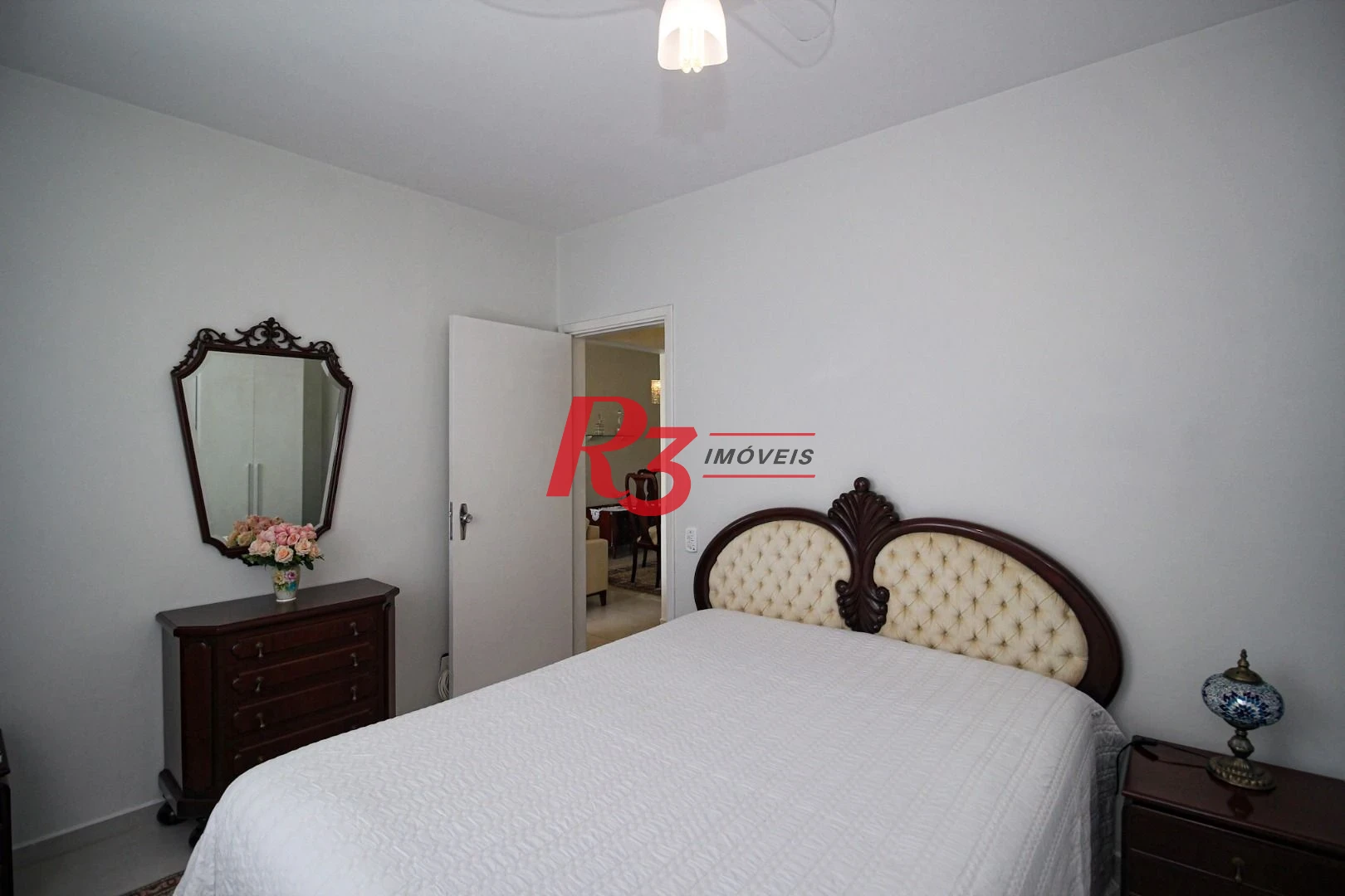 Apartamento com 2 dormitórios à venda, 92 m² por R$ 869.000,00 - Boqueirão - Santos/SP