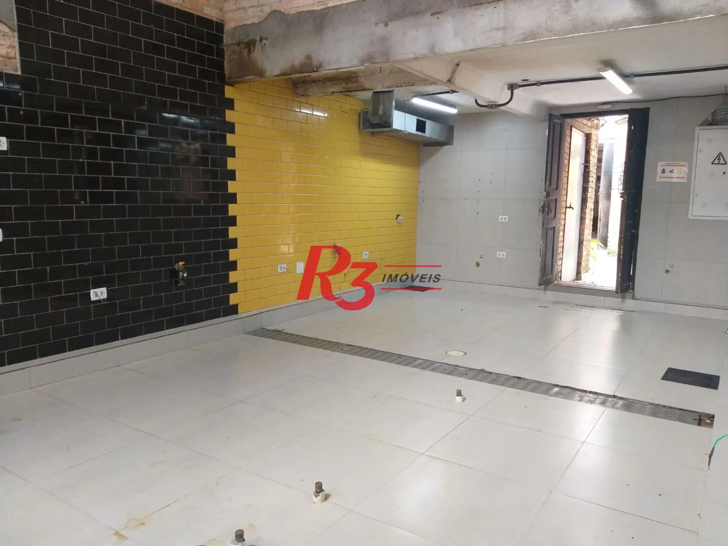 Sobrado, 350 m² - venda por R$ 1.200.000,00 ou aluguel por R$ 10.000,00/mês - Vila Belmiro - Santos/SP
