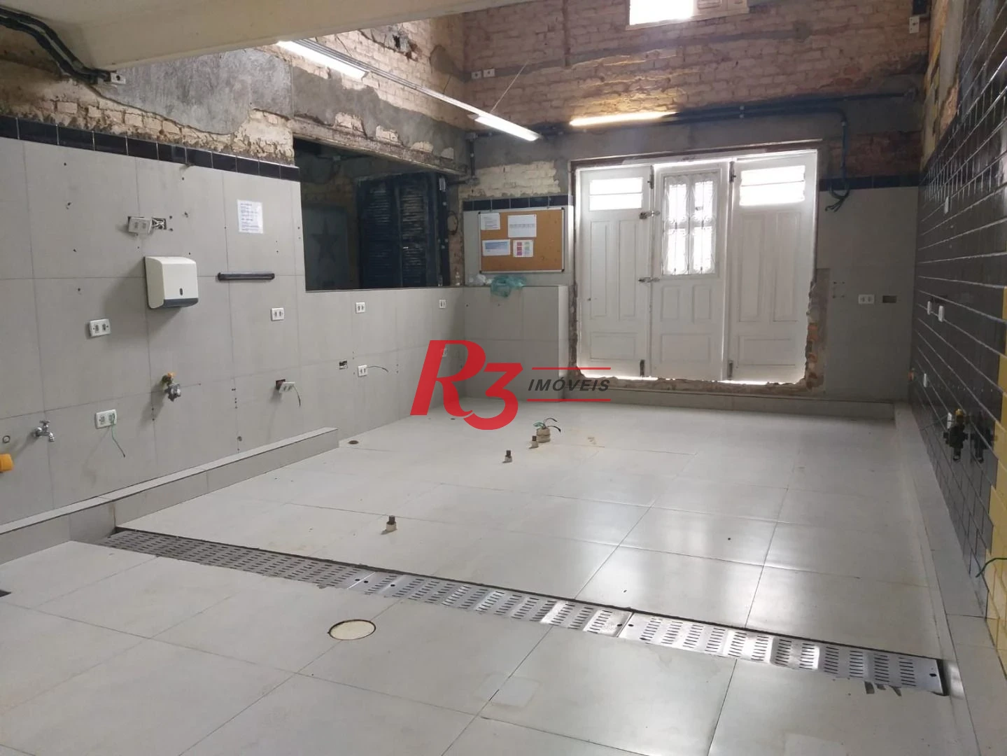 Sobrado, 350 m² - venda por R$ 1.200.000,00 ou aluguel por R$ 10.000,00/mês - Vila Belmiro - Santos/SP