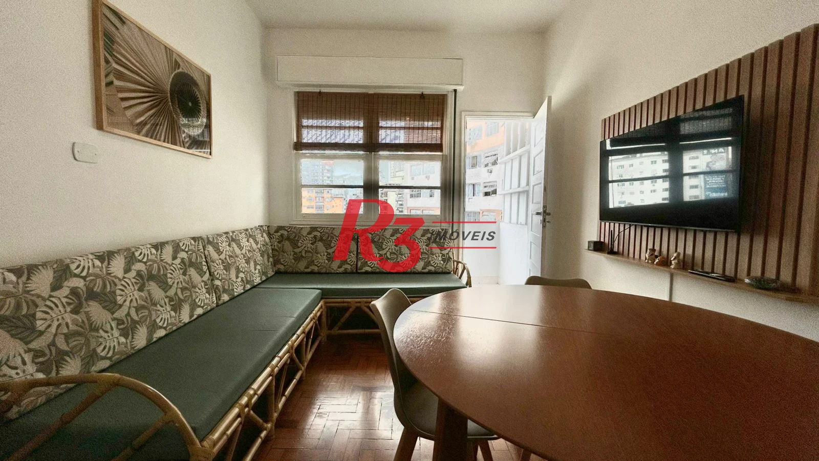 Apartamento com 3 dormitórios à venda, 80 m² por R$ 730.000,00 - Gonzaga - Santos/SP