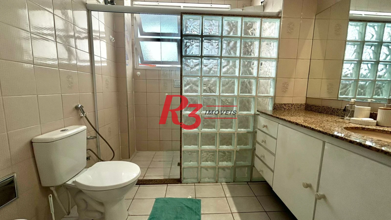 Apartamento com 3 dormitórios à venda, 80 m² por R$ 730.000,00 - Gonzaga - Santos/SP