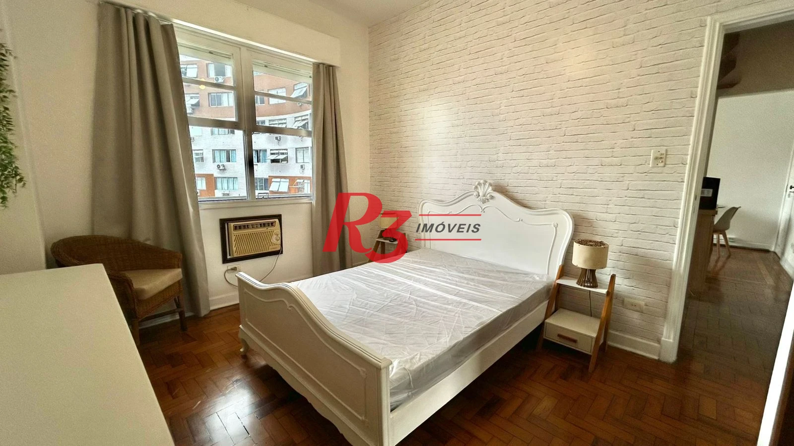 Apartamento com 3 dormitórios à venda, 80 m² por R$ 730.000,00 - Gonzaga - Santos/SP