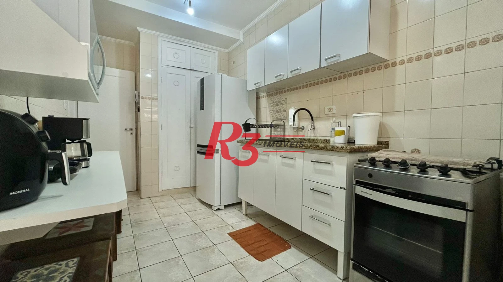 Apartamento com 3 dormitórios à venda, 80 m² por R$ 730.000,00 - Gonzaga - Santos/SP
