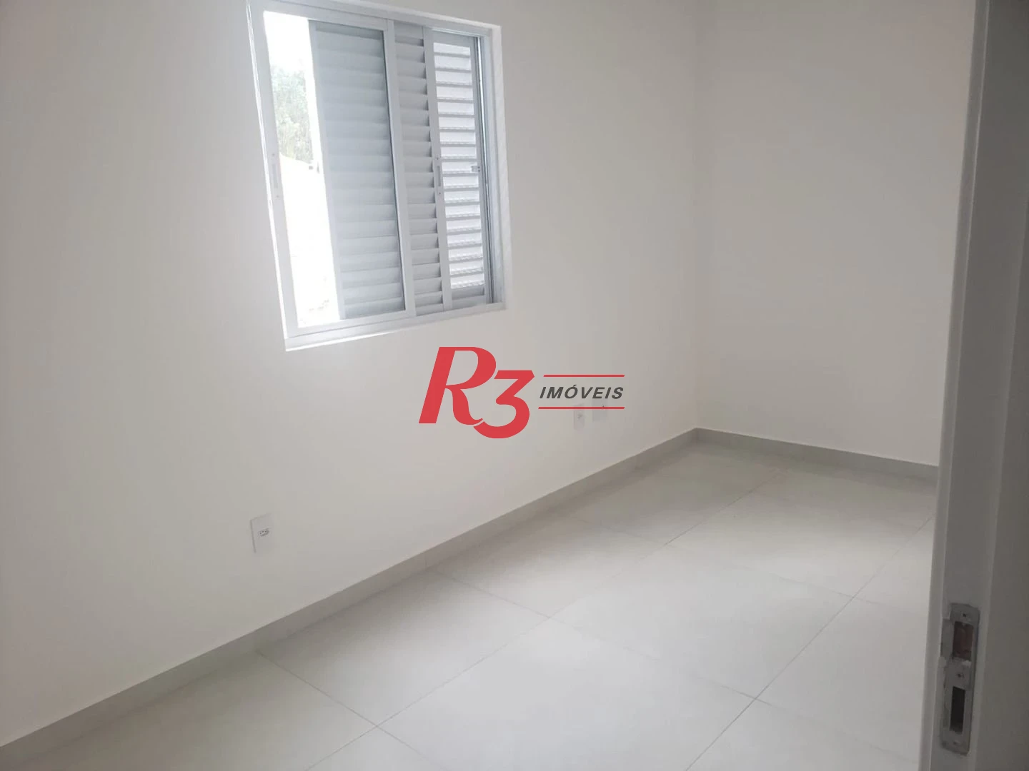 Casa com 3 dormitórios à venda, 155 m² por R$ 1.275.000,00 - Embaré - Santos/SP