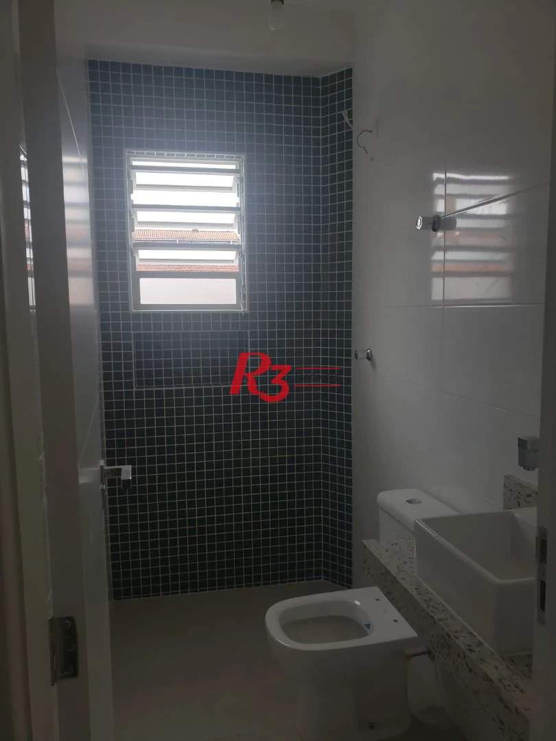 Casa com 3 dormitórios à venda, 155 m² por R$ 1.275.000,00 - Embaré - Santos/SP