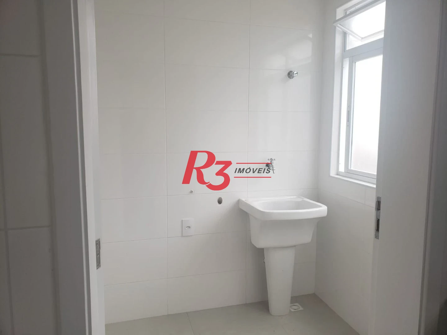 Casa com 3 dormitórios à venda, 155 m² por R$ 1.275.000,00 - Embaré - Santos/SP
