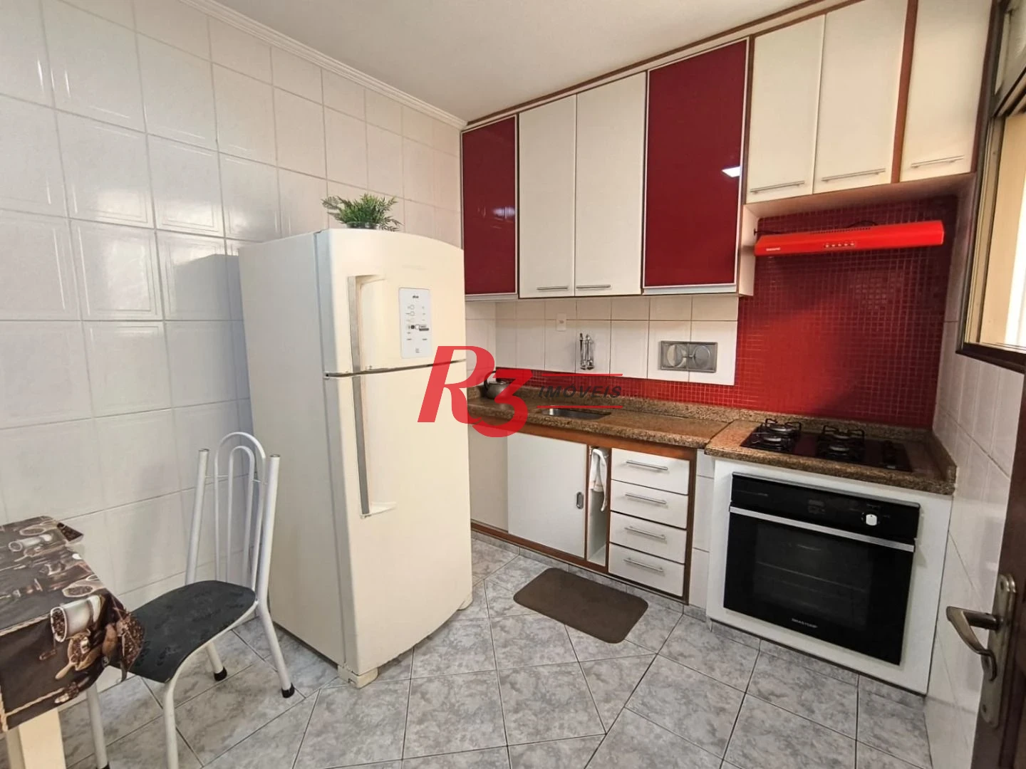 Sobrado à venda, 100 m² por R$ 710.000,00 - Vila Valença - São Vicente/SP