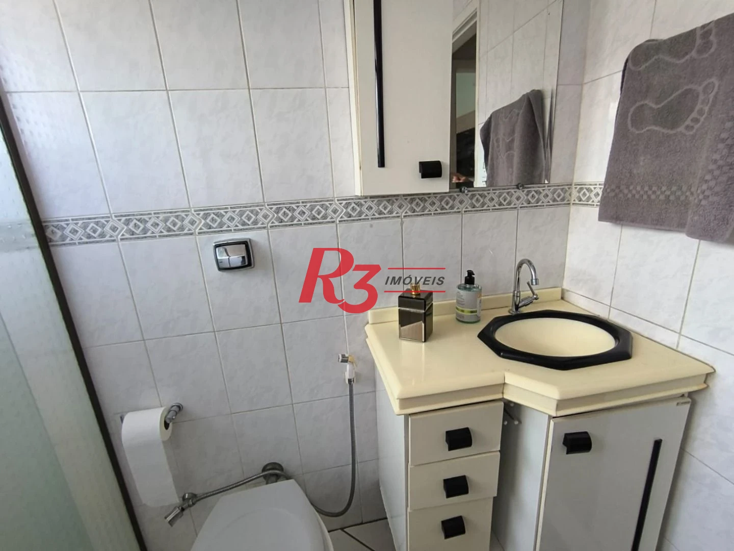 Sobrado à venda, 100 m² por R$ 710.000,00 - Vila Valença - São Vicente/SP