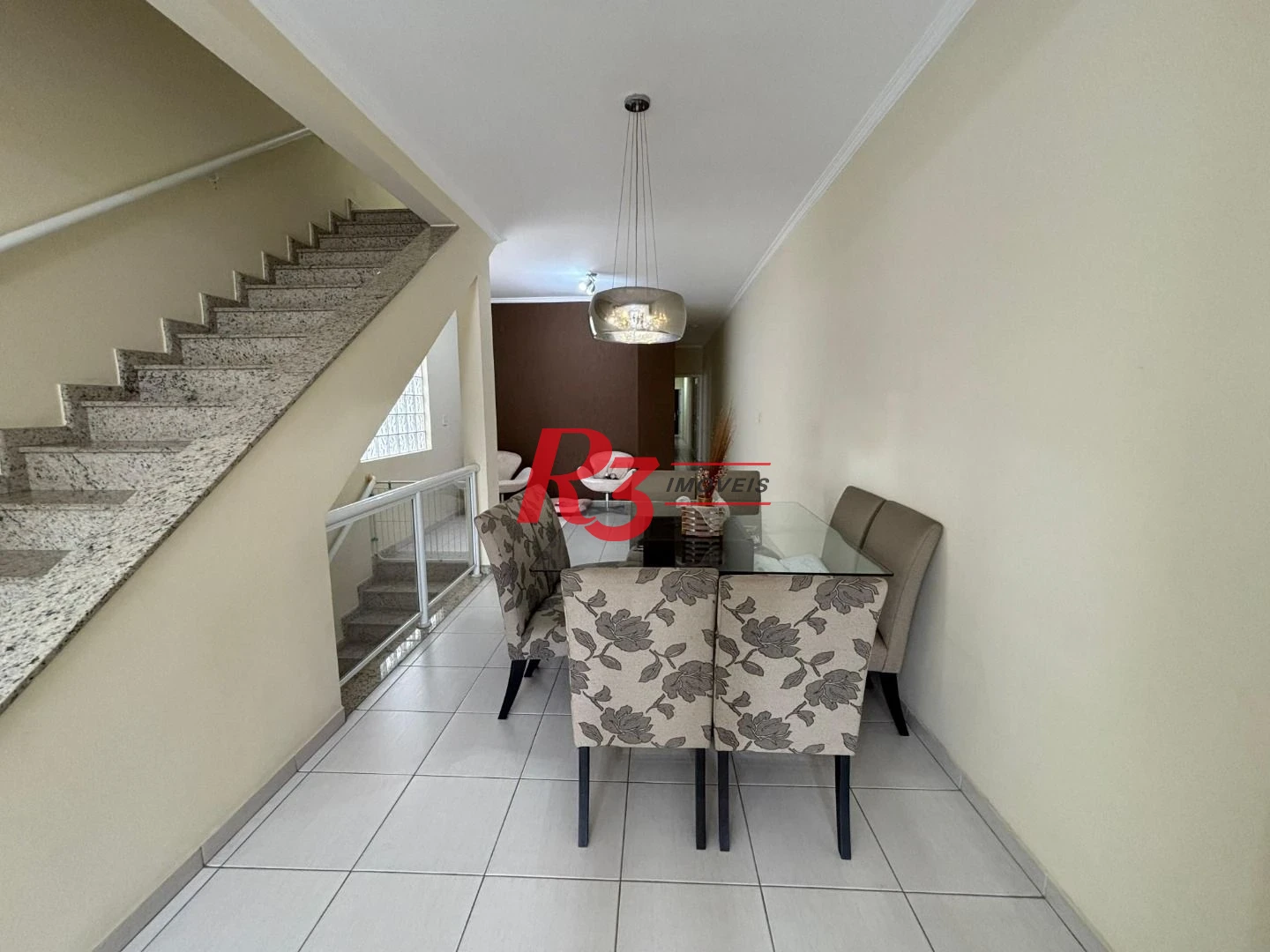Casa com 4 dormitórios à venda, 277 m² por R$ 1.800.000,00 - Boqueirão - Santos/SP