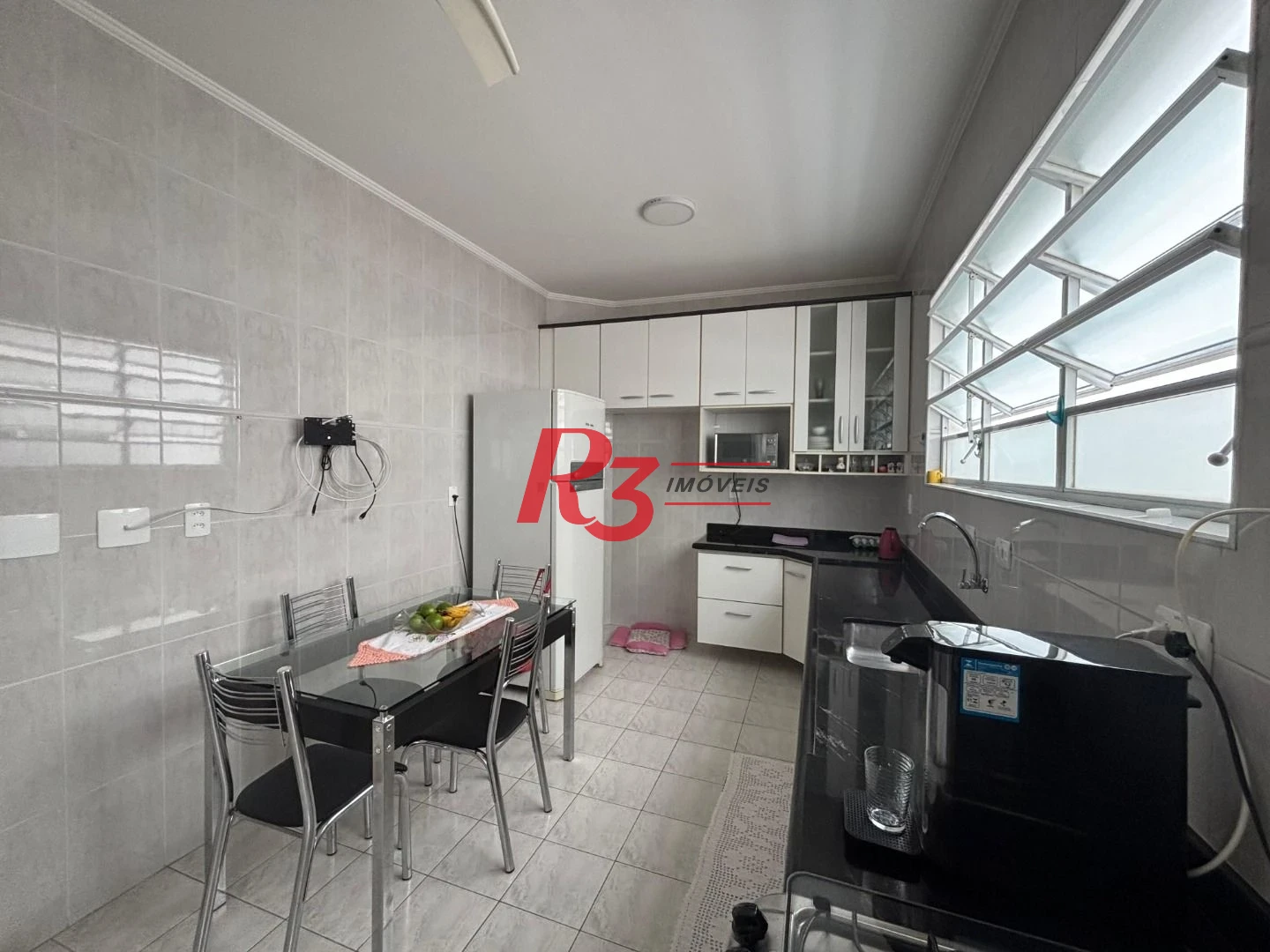 Casa com 4 dormitórios à venda, 277 m² por R$ 1.800.000,00 - Boqueirão - Santos/SP