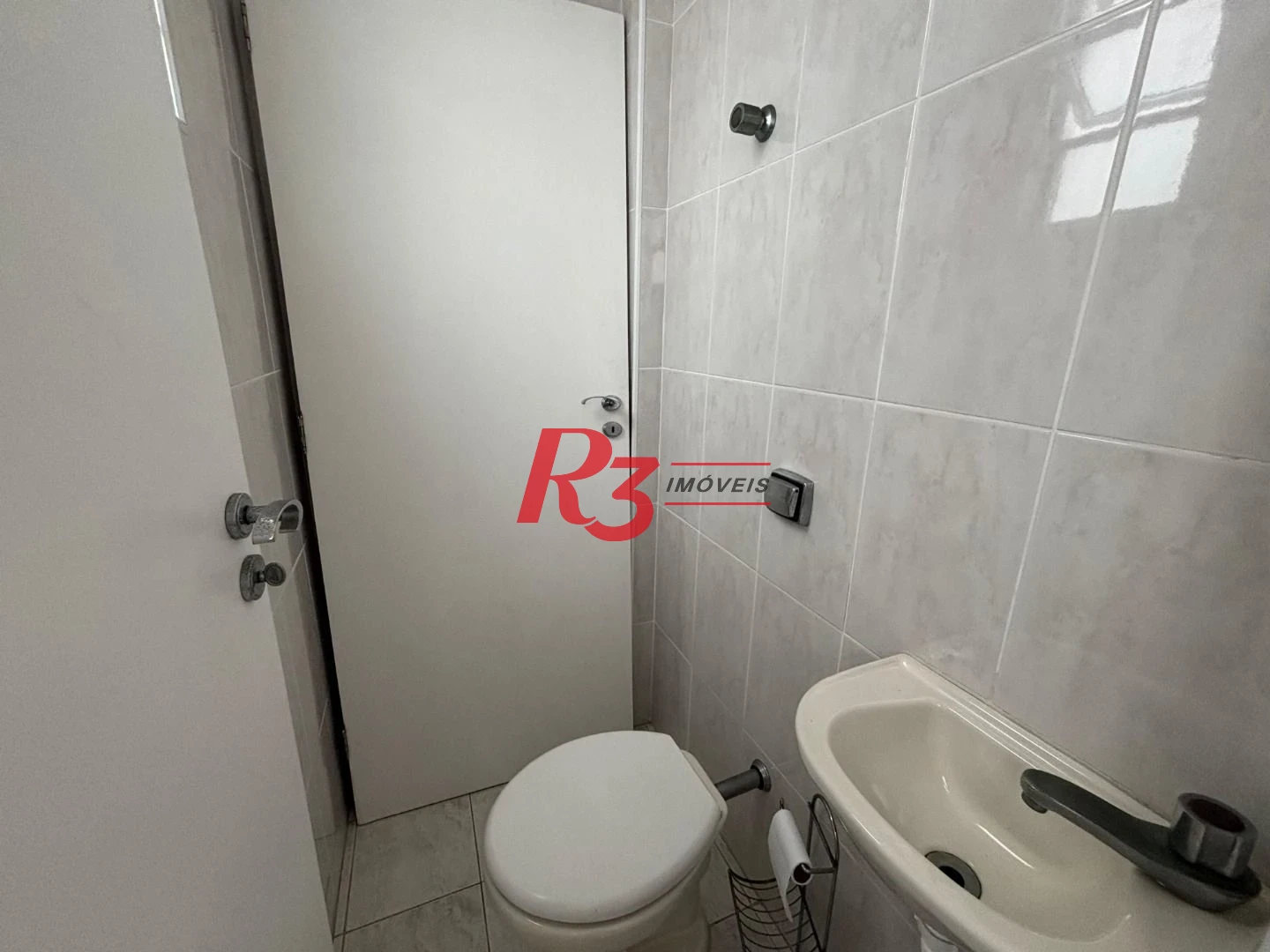 Casa com 4 dormitórios à venda, 277 m² por R$ 1.800.000,00 - Boqueirão - Santos/SP