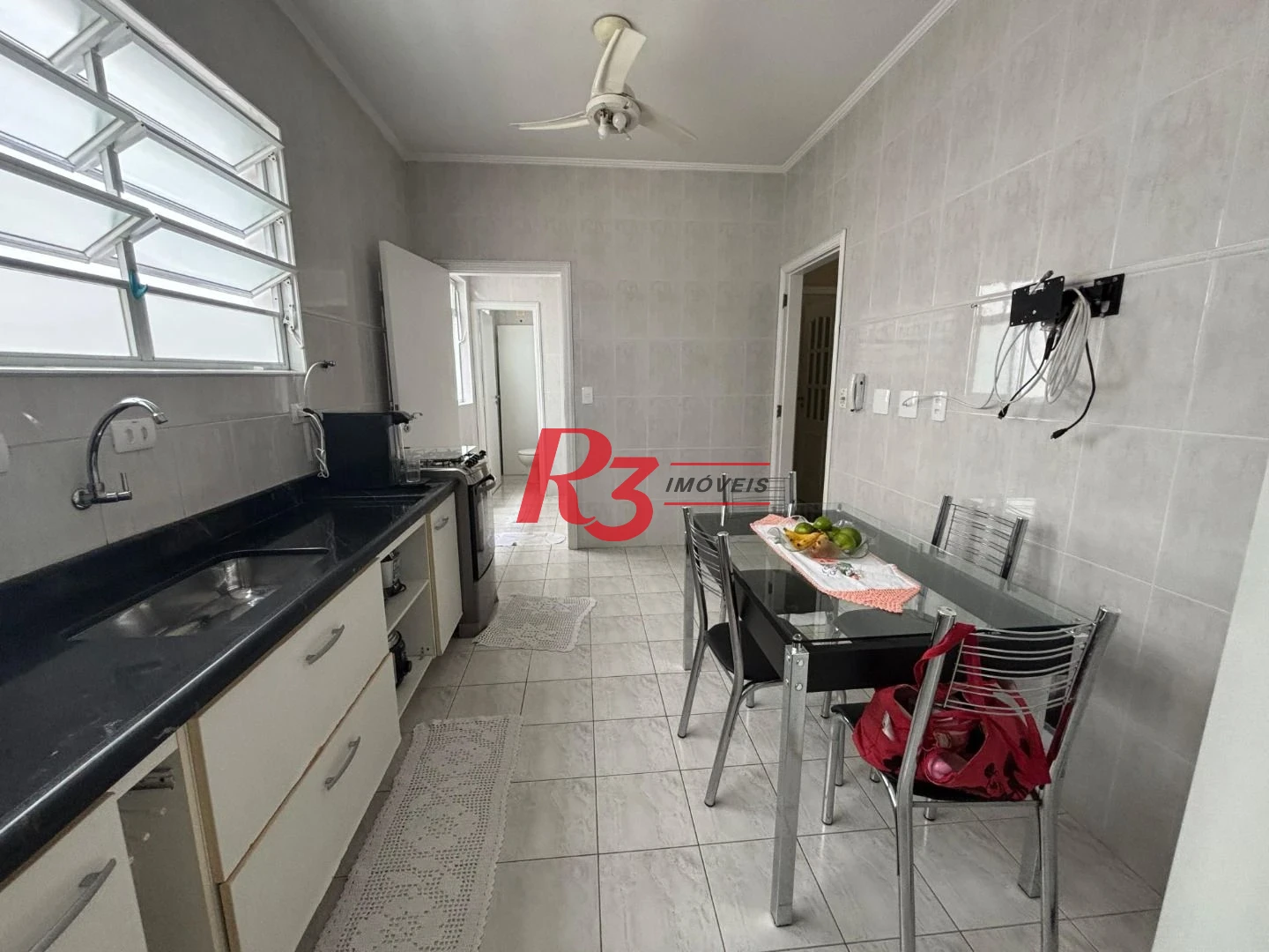 Casa com 4 dormitórios à venda, 277 m² por R$ 1.800.000,00 - Boqueirão - Santos/SP