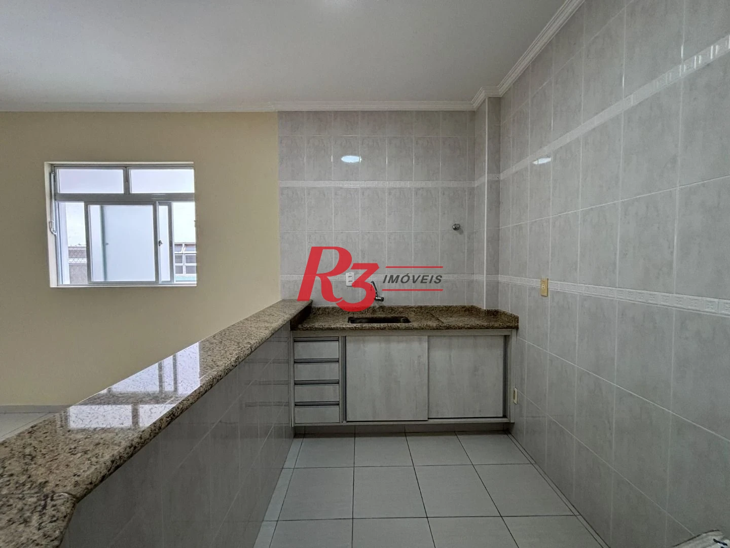 Casa com 4 dormitórios à venda, 277 m² por R$ 1.800.000,00 - Boqueirão - Santos/SP