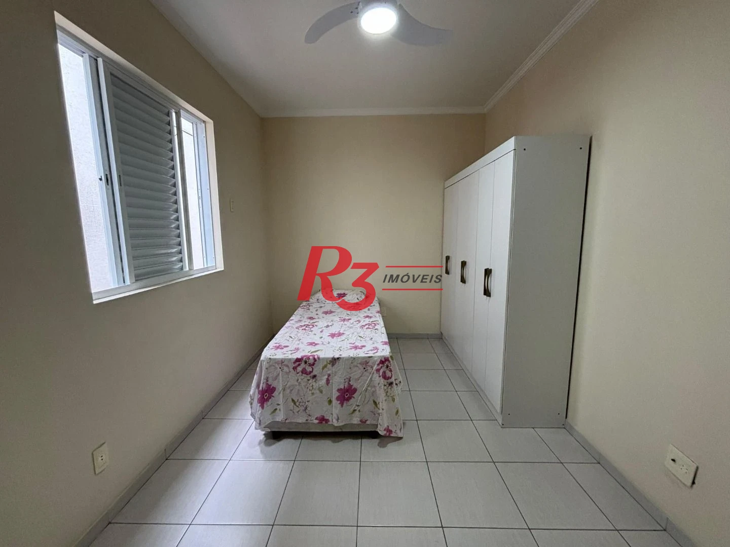 Casa com 4 dormitórios à venda, 277 m² por R$ 1.800.000,00 - Boqueirão - Santos/SP
