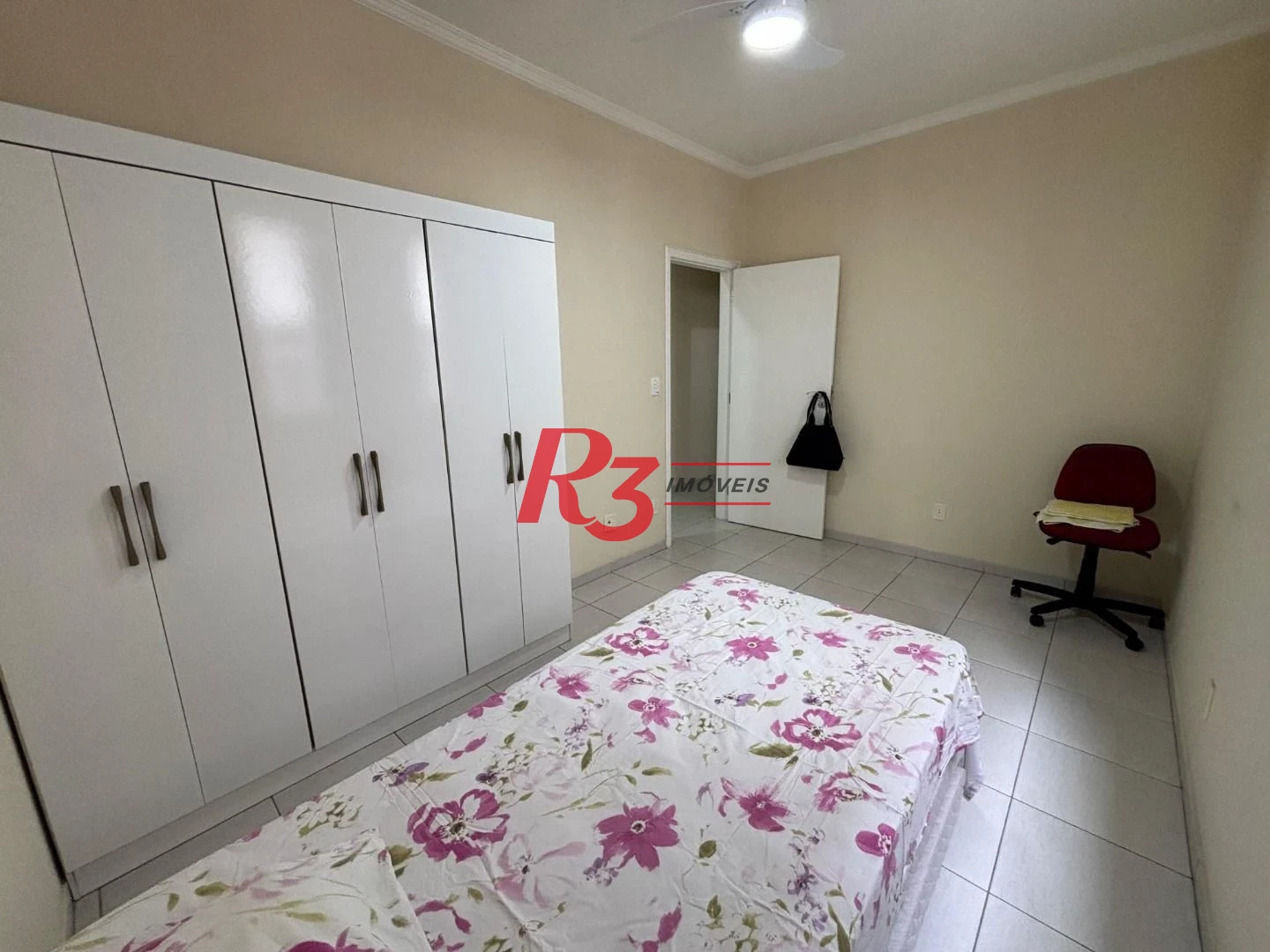 Casa com 4 dormitórios à venda, 277 m² por R$ 1.800.000,00 - Boqueirão - Santos/SP