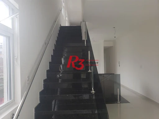 Casa com 3 dormitórios à venda, 155 m² por R$ 1.200.000,00 - Embaré - Santos/SP
