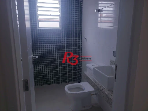Casa com 3 dormitórios à venda, 155 m² por R$ 1.200.000,00 - Embaré - Santos/SP