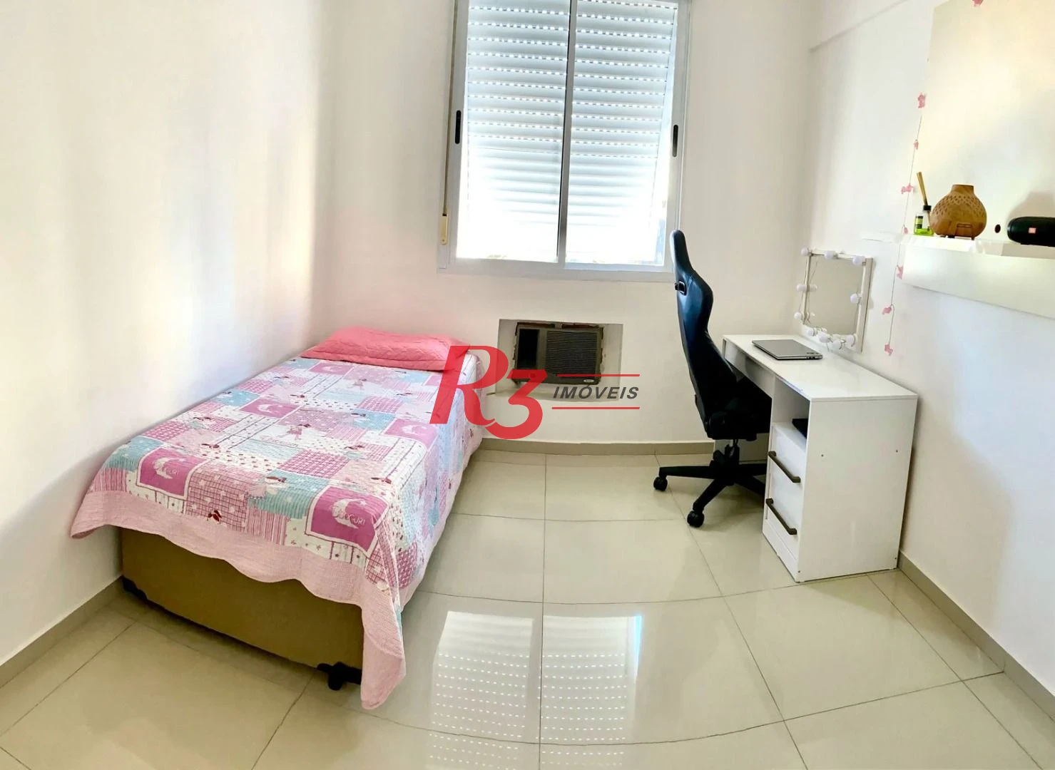 Apartamento com 2 dormitórios à venda, 127 m² por R$ 630.000,00 - Embaré - Santos/SP