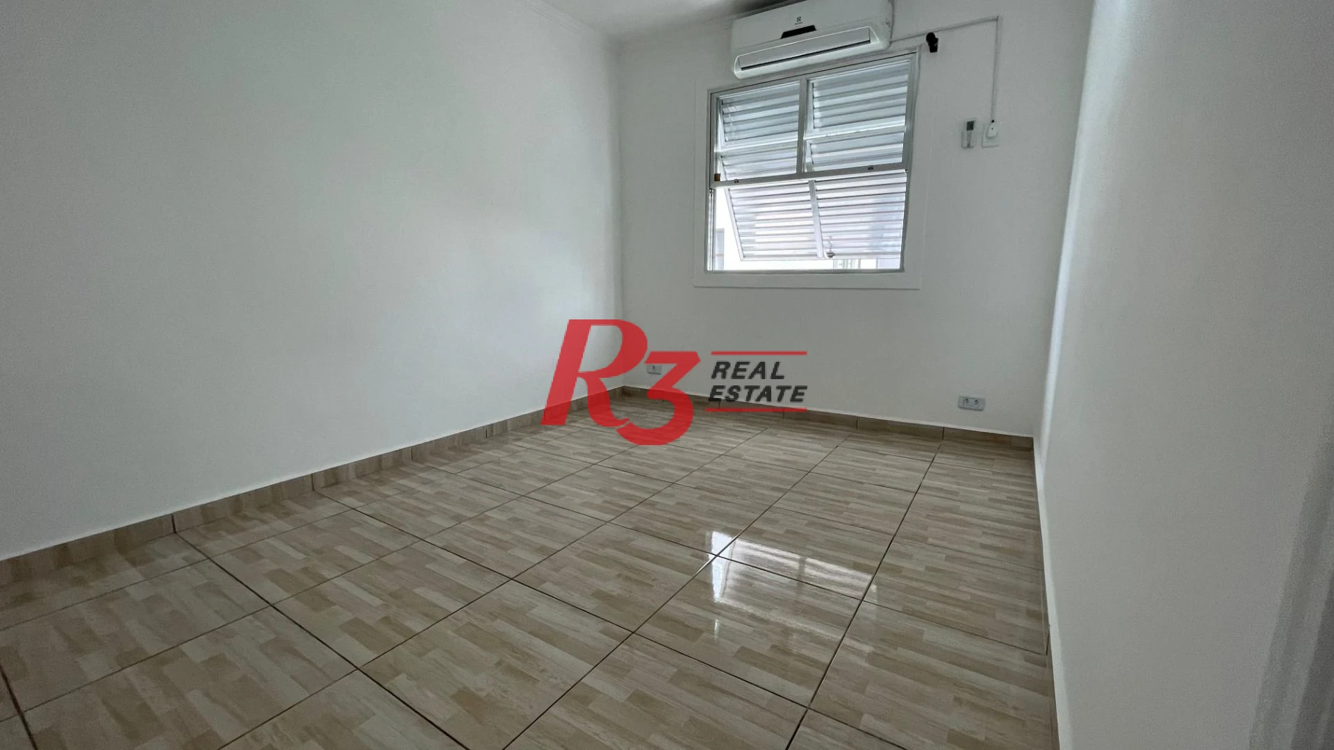 Apartamento com 3 dormitórios para alugar, 100 m² - Aparecida - Santos/SP