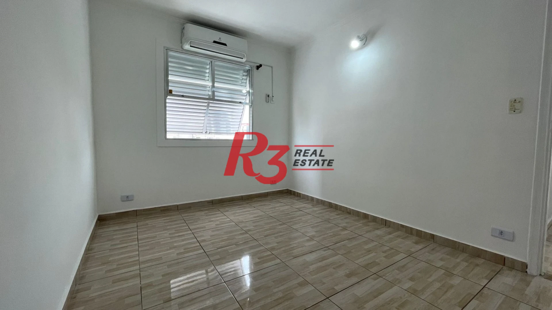 Apartamento com 3 dormitórios para alugar, 100 m² - Aparecida - Santos/SP