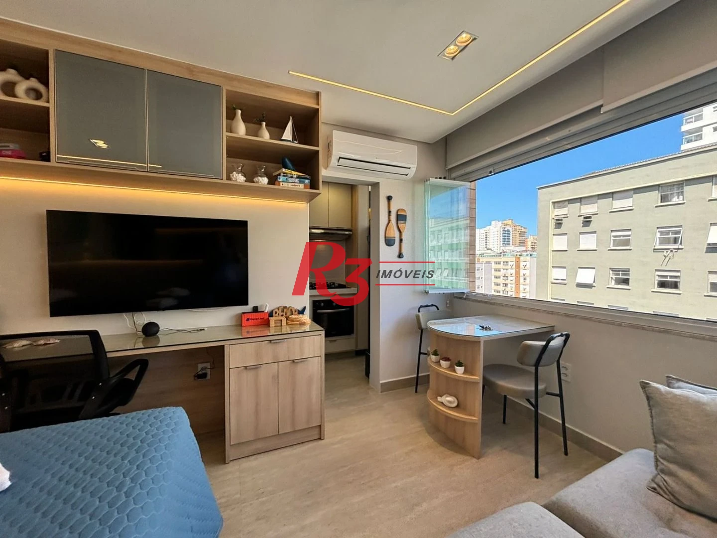 Kitnet com 1 dormitório, 28 m² - venda por R$ 480.000,00 ou aluguel por R$ 3.590,02/mês - Embaré - Santos/SP