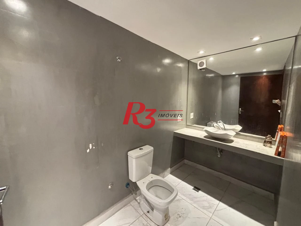 Prédio para alugar, 1000 m² por R$ 35.800,00/mês - Gonzaga - Santos/SP