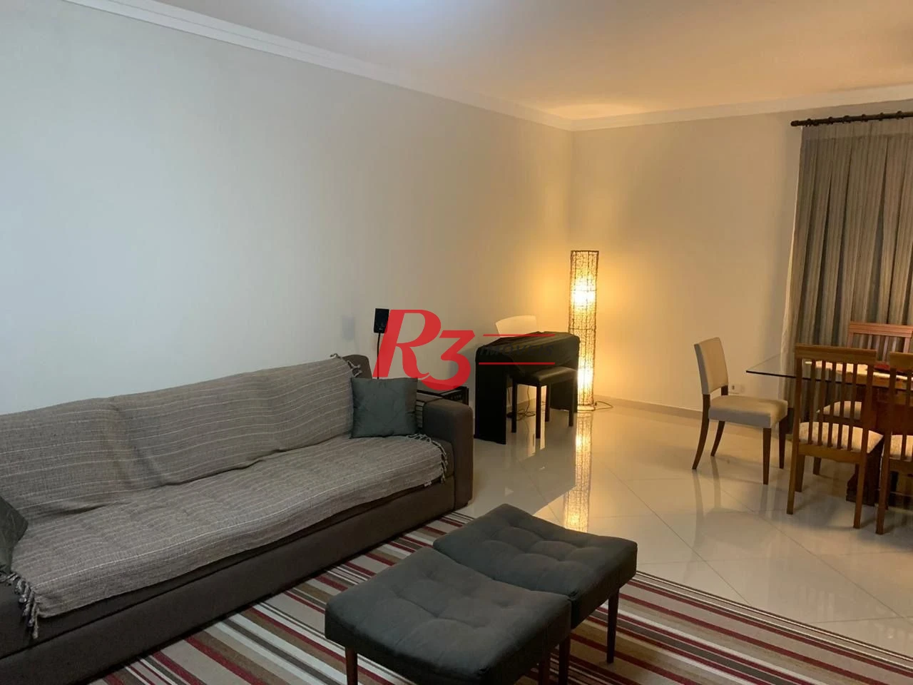 Village com 3 dormitórios à venda, 186 m² por R$ 1.278.000,00 - Gonzaga - Santos/SP
