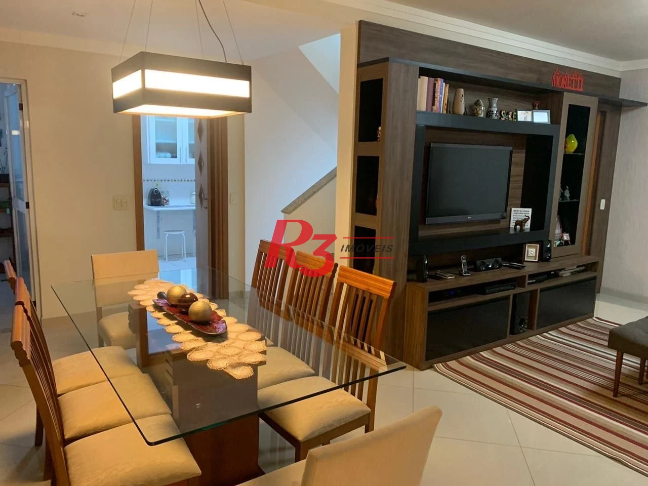 Village com 3 dormitórios à venda, 186 m² por R$ 1.278.000,00 - Gonzaga - Santos/SP