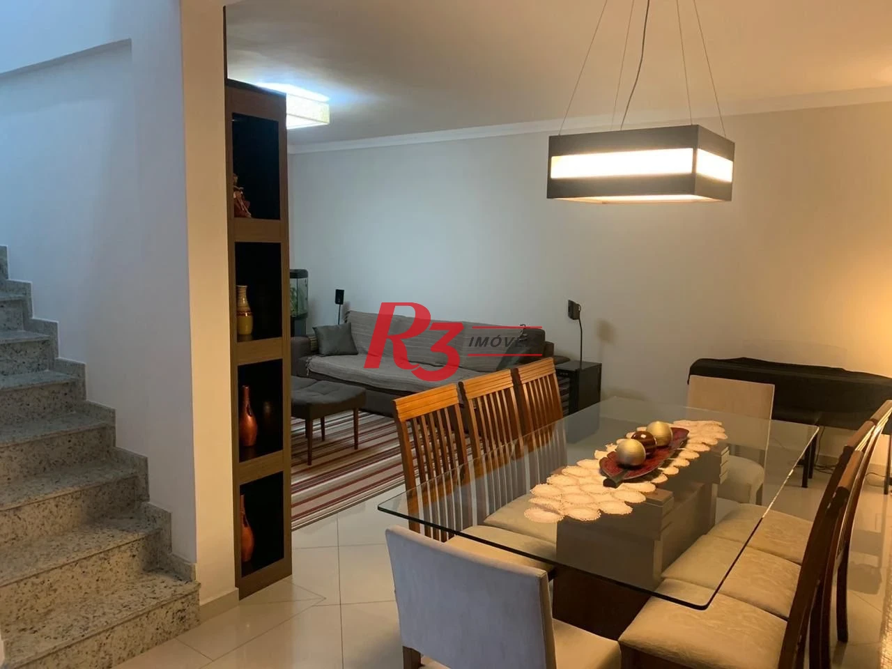 Village com 3 dormitórios à venda, 186 m² por R$ 1.278.000,00 - Gonzaga - Santos/SP