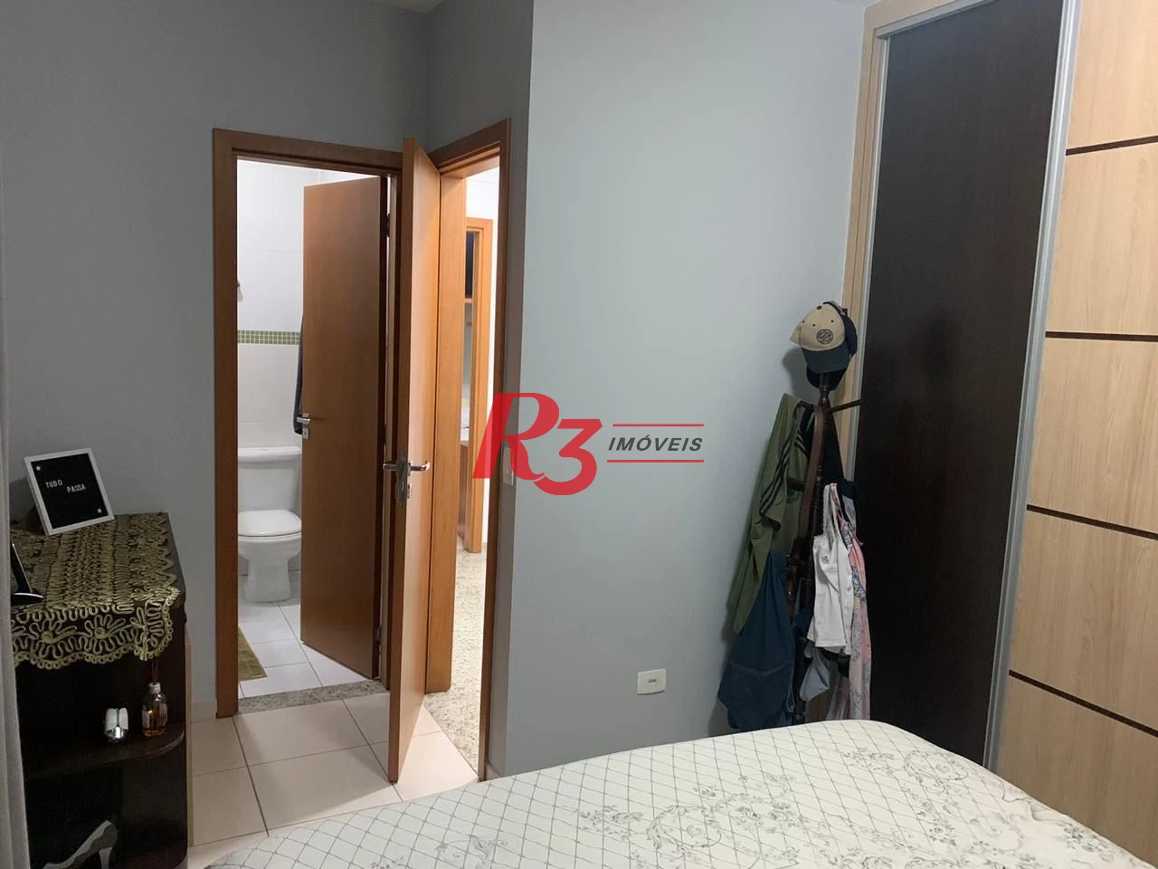 Village com 3 dormitórios à venda, 186 m² por R$ 1.278.000,00 - Gonzaga - Santos/SP