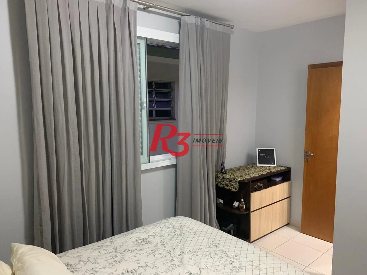 Village com 3 dormitórios à venda, 186 m² por R$ 1.278.000,00 - Gonzaga - Santos/SP