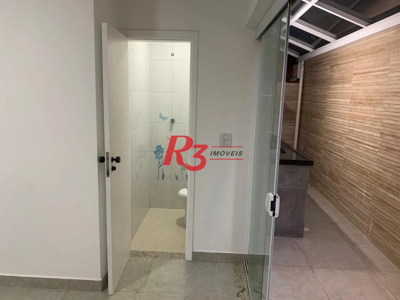 Village com 3 dormitórios à venda, 186 m² por R$ 1.278.000,00 - Gonzaga - Santos/SP