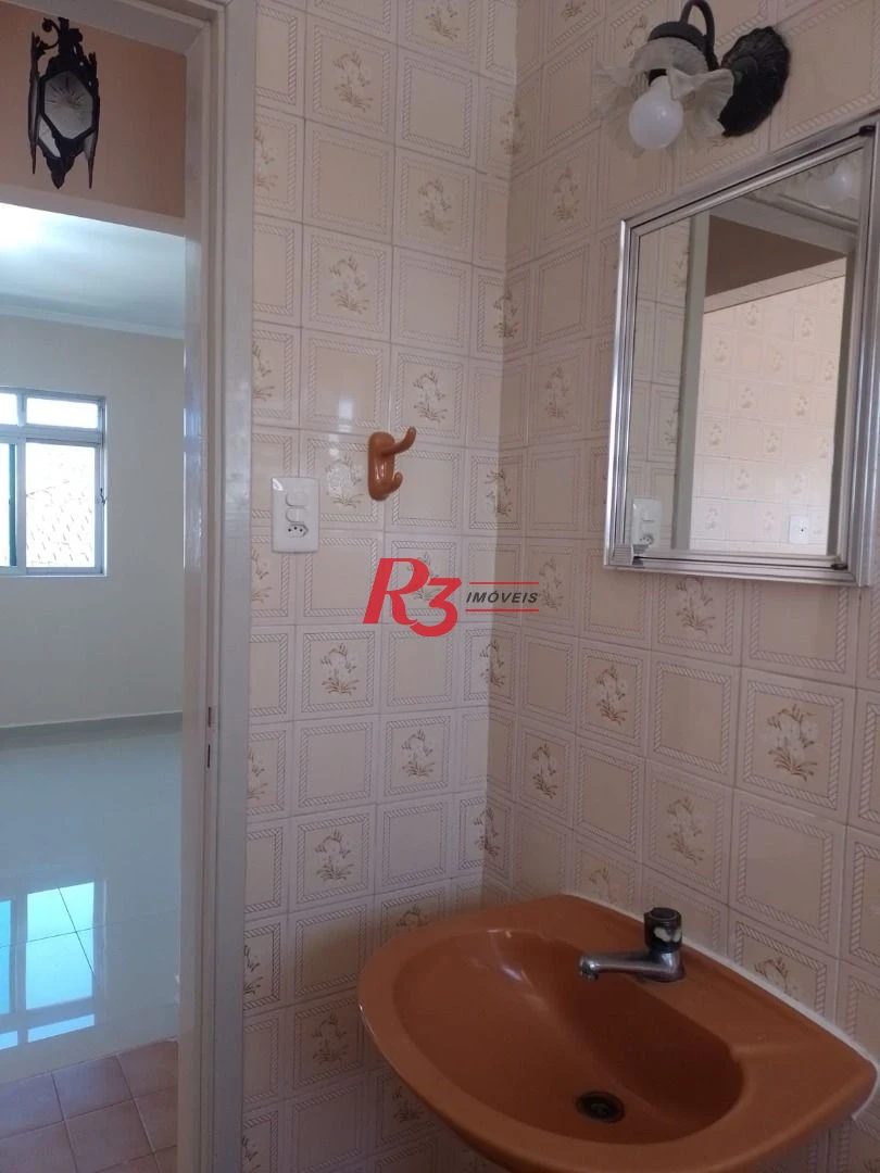 Apartamento com 2 dormitórios à venda, 65 m² por R$ 265.000,00 - Catiapoã - São Vicente/SP