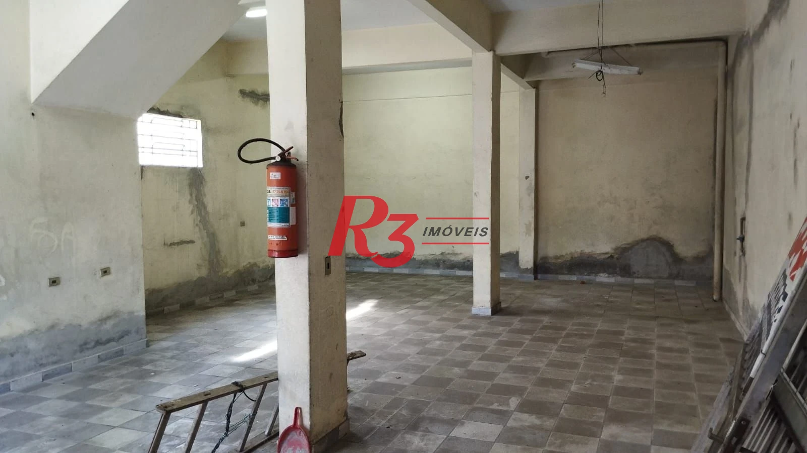 Galpão para alugar, 210 m² por R$ 5.217,27/mês - Jabaquara - Santos/SP