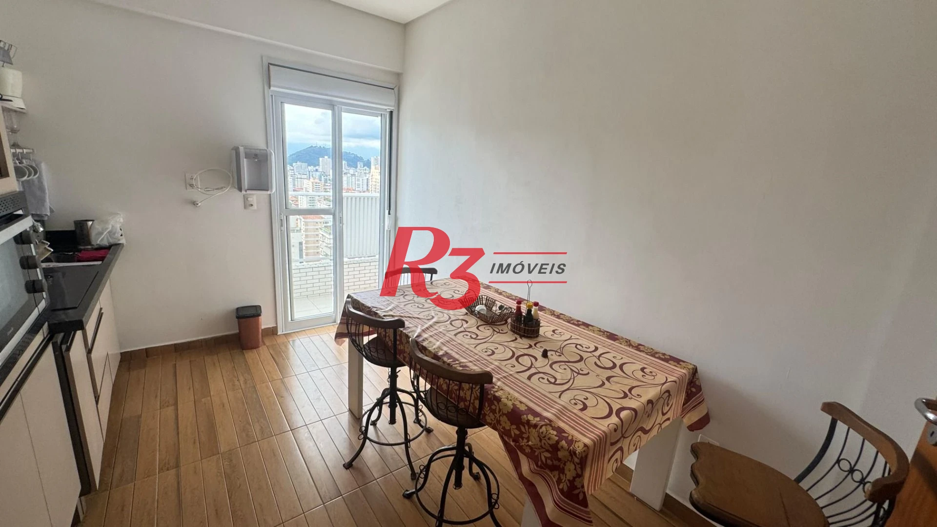 Apartamento Duplex com 4 dormitórios à venda, 270 m² por R$ 5.200.000,00 - Pompéia - Santos/SP